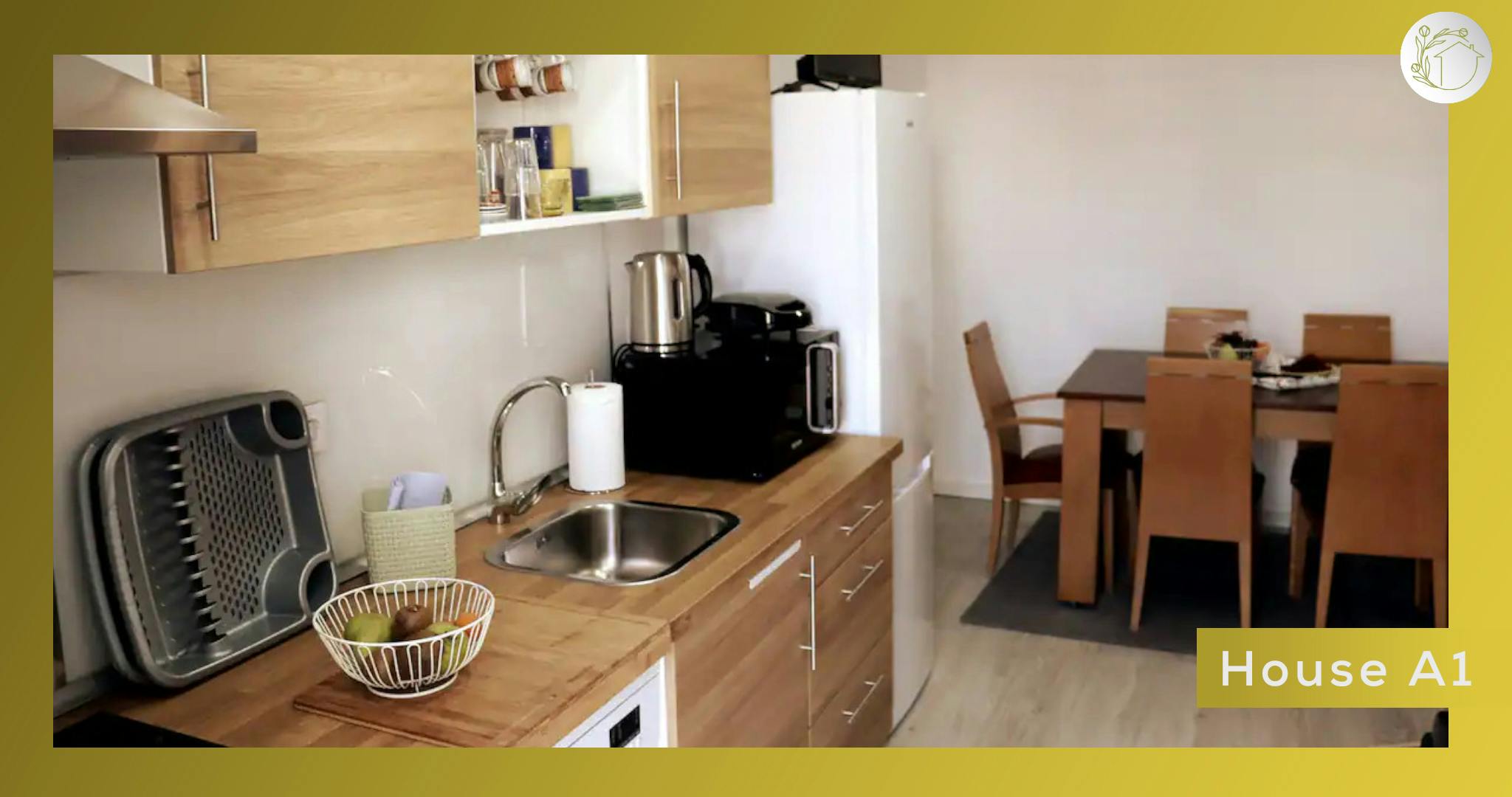 Casa in affitto a 2650 € al mese a Porto, Rua de Azevedo