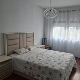 Private room for rent for €500 per month in Porto, Travessa de Cartes