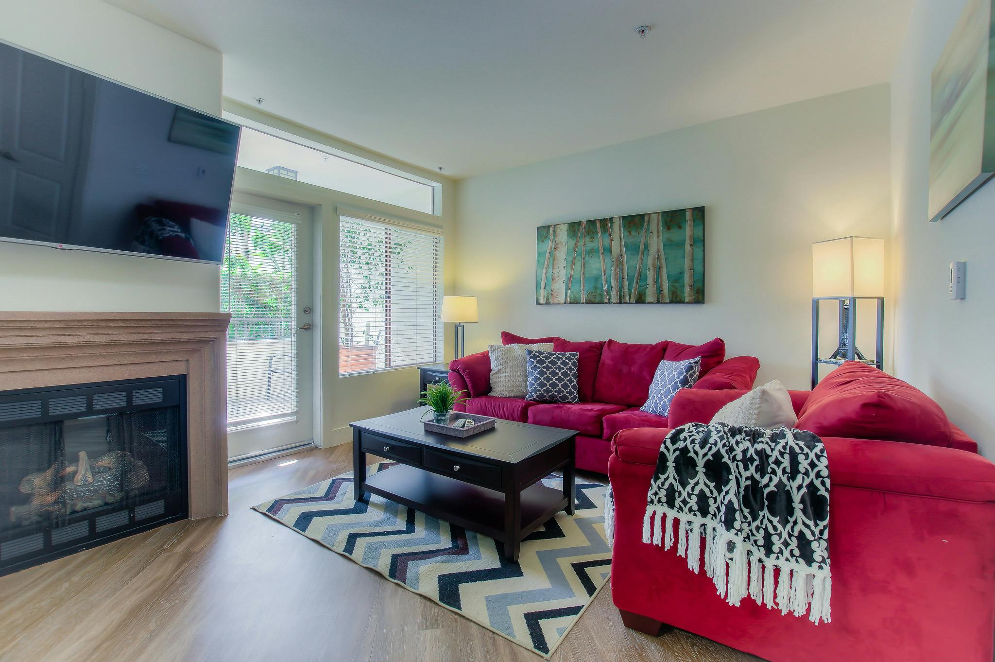 Lägenhet att hyra för $5,500 i månaden i Los Angeles, Glendon Ave