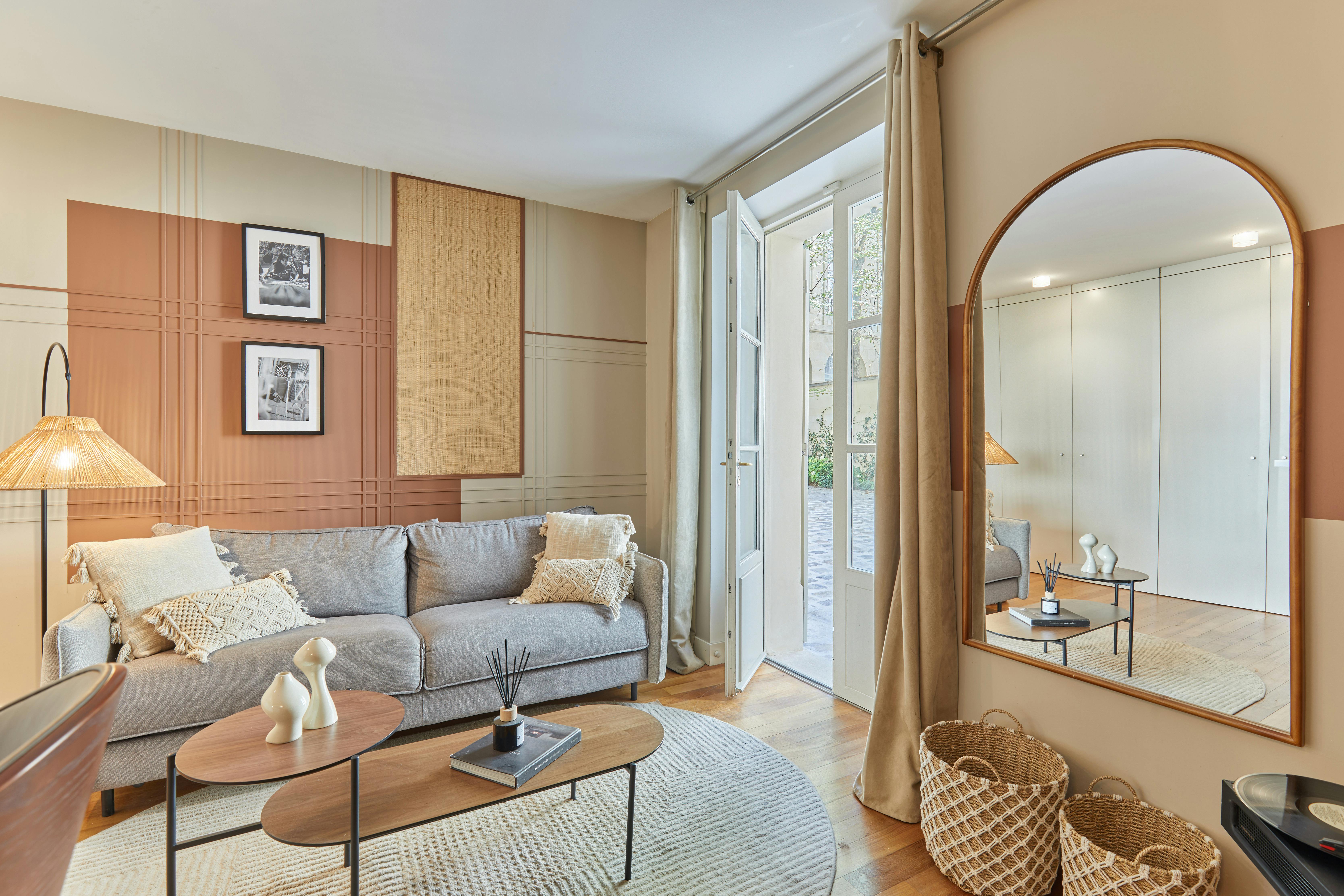 Rue de Grenelle, Paris preview