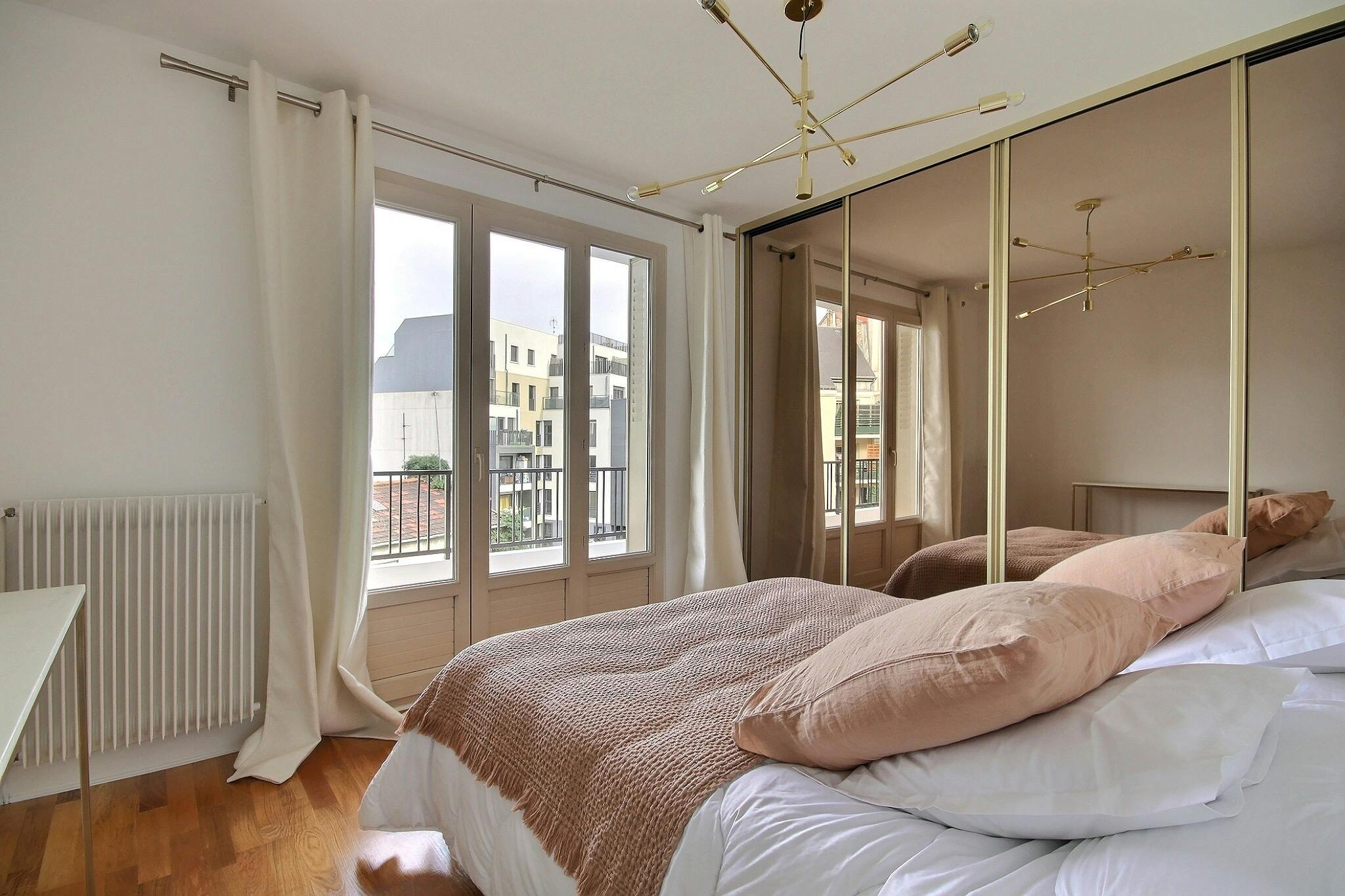 Rue Aristide Briand, Issy-les-Moulineaux preview