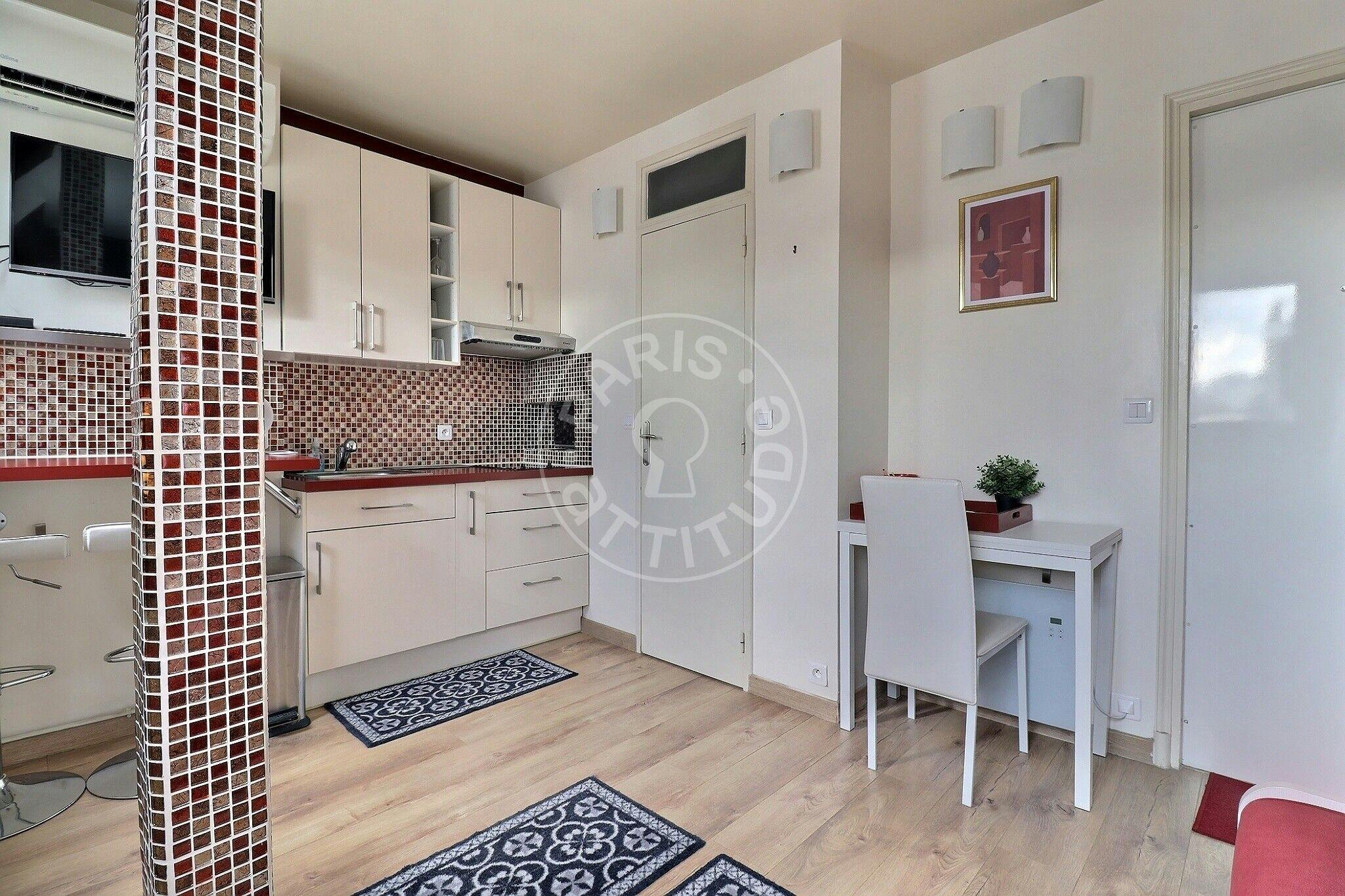 Apartment Paris, 14m² — photo 32