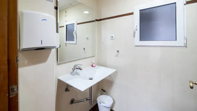 Private room in Carrer de Linares, Valencia (1401383) room image 20