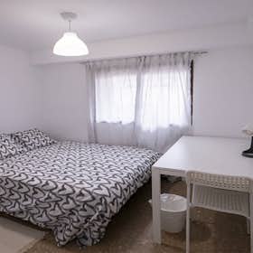 Private room for rent for €325 per month in Valencia, Carrer dels Lleons