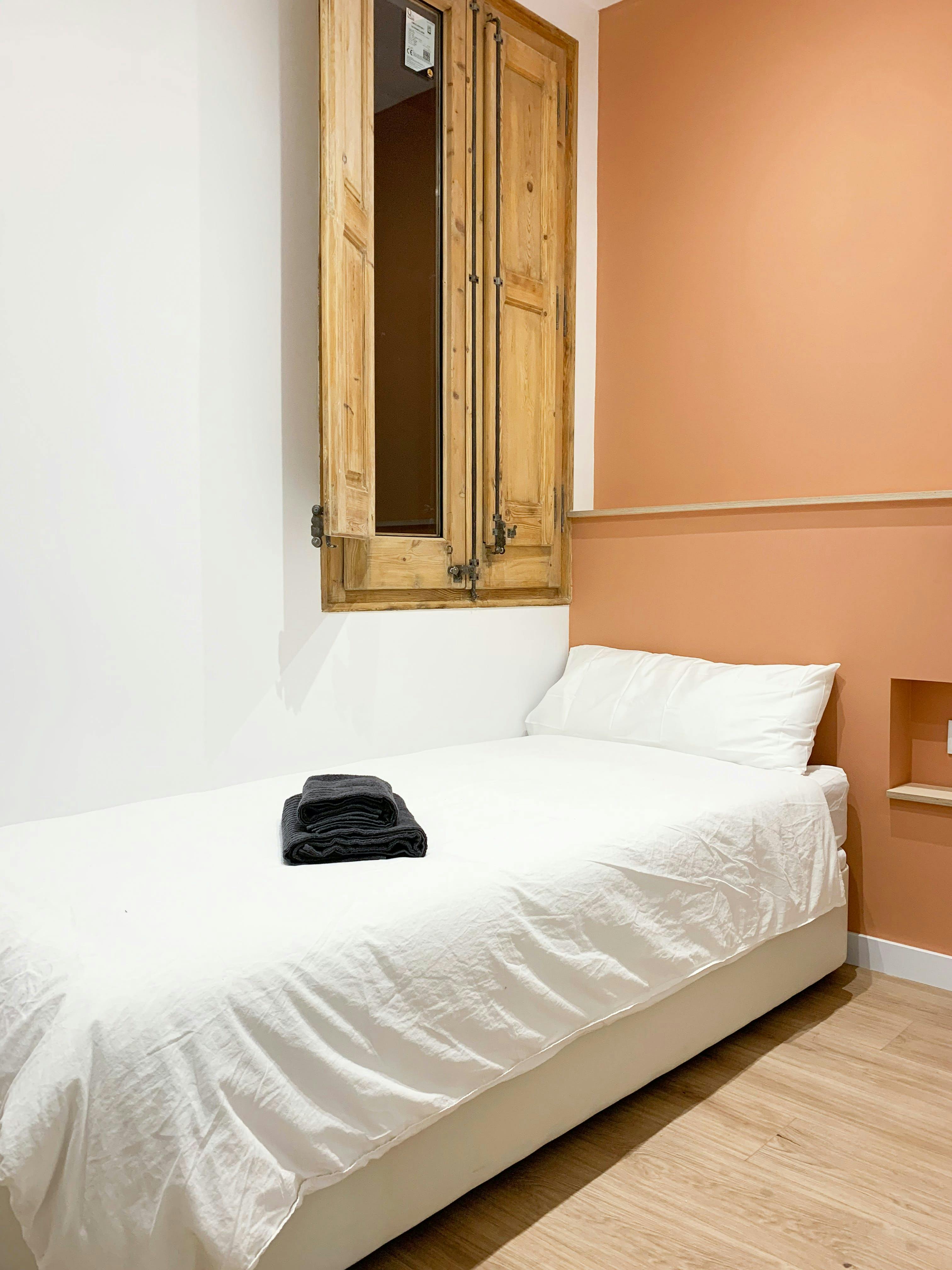 Carrer del Comte Borrell, Barcelona Barcelona