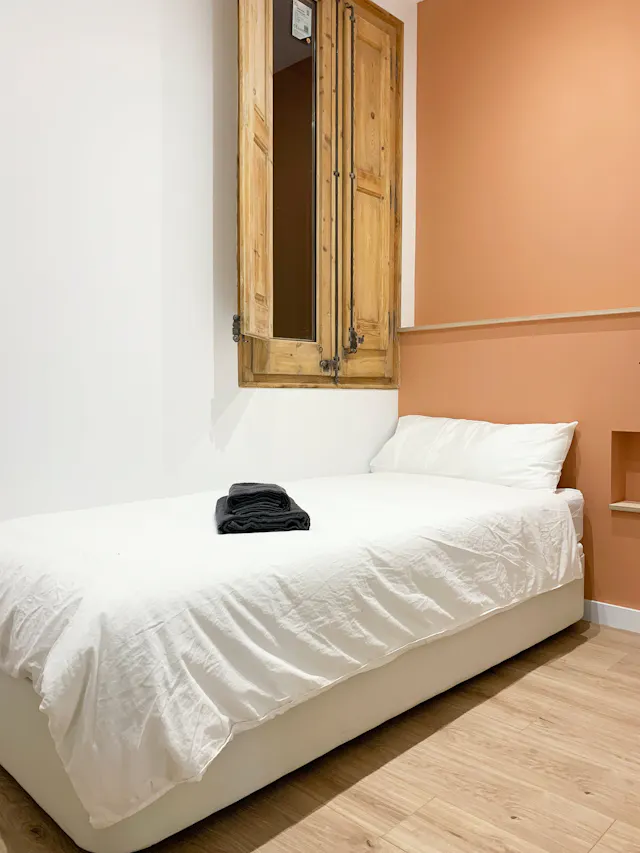 Private room in Carrer del Comte Borrell, Barcelona (1401799) room image 2
