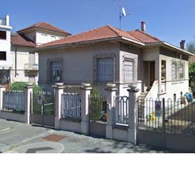 Stanza privata for rent for 550 € per month in Turin, Via Borgomanero