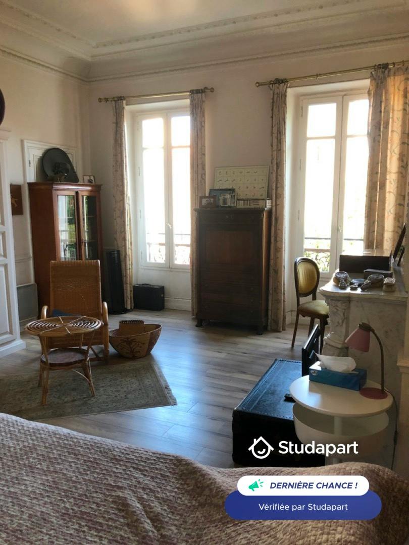 Pièce à Marseille