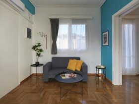 Appartement te huur voor € 1.300 per maand in Athens, Agiou Orous