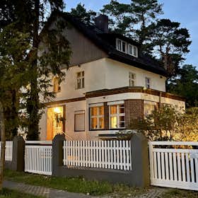 Wohnung zu mieten für 1.780 € pro Monat in Berlin, Tannenstraße