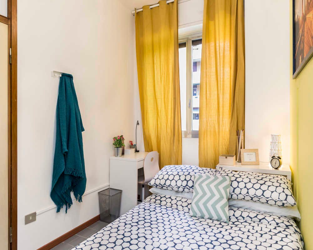 Via Giuseppe Frua, Milan preview