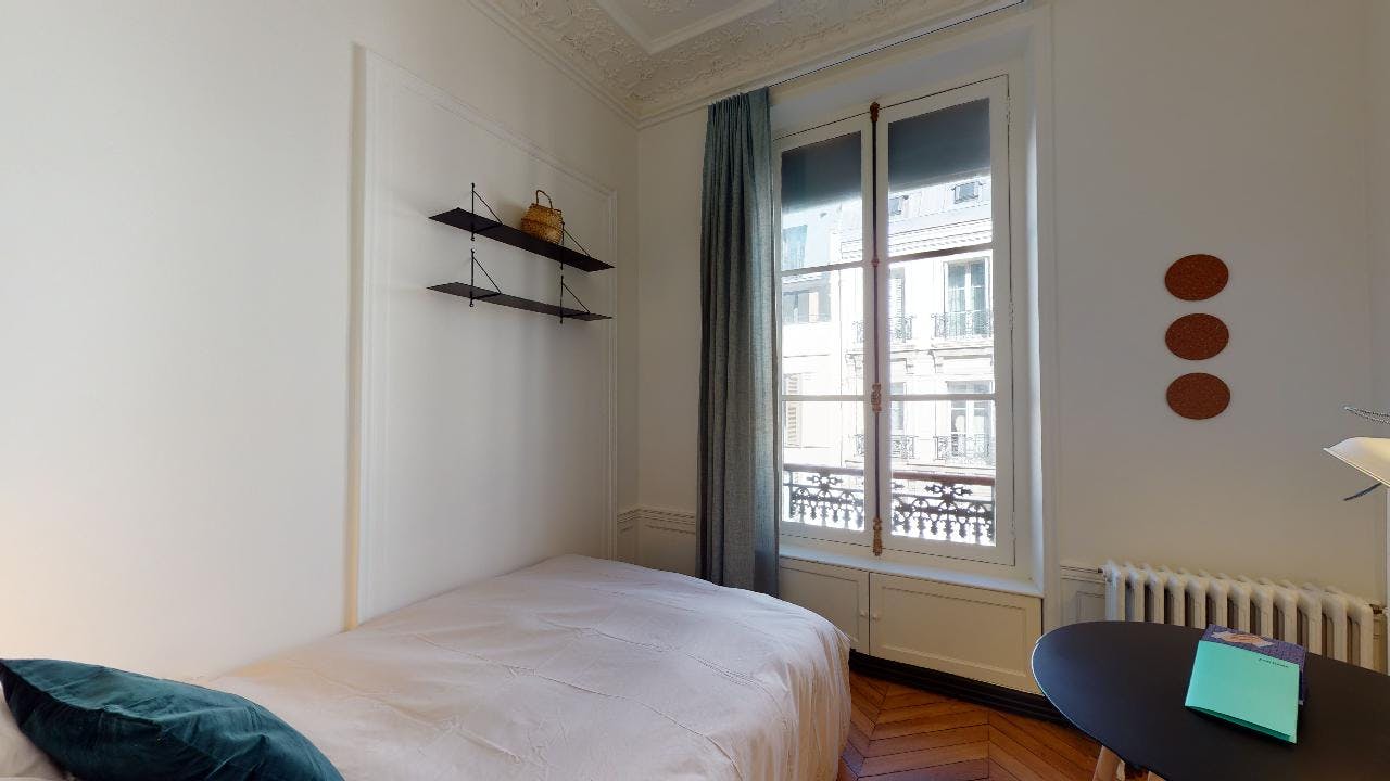 Private room in Rue de Clichy, Paris (1403171) room image 7