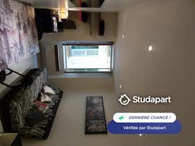 Apartament de închiriat pentru 730 EUR pe lună în Menton, Rue Longue