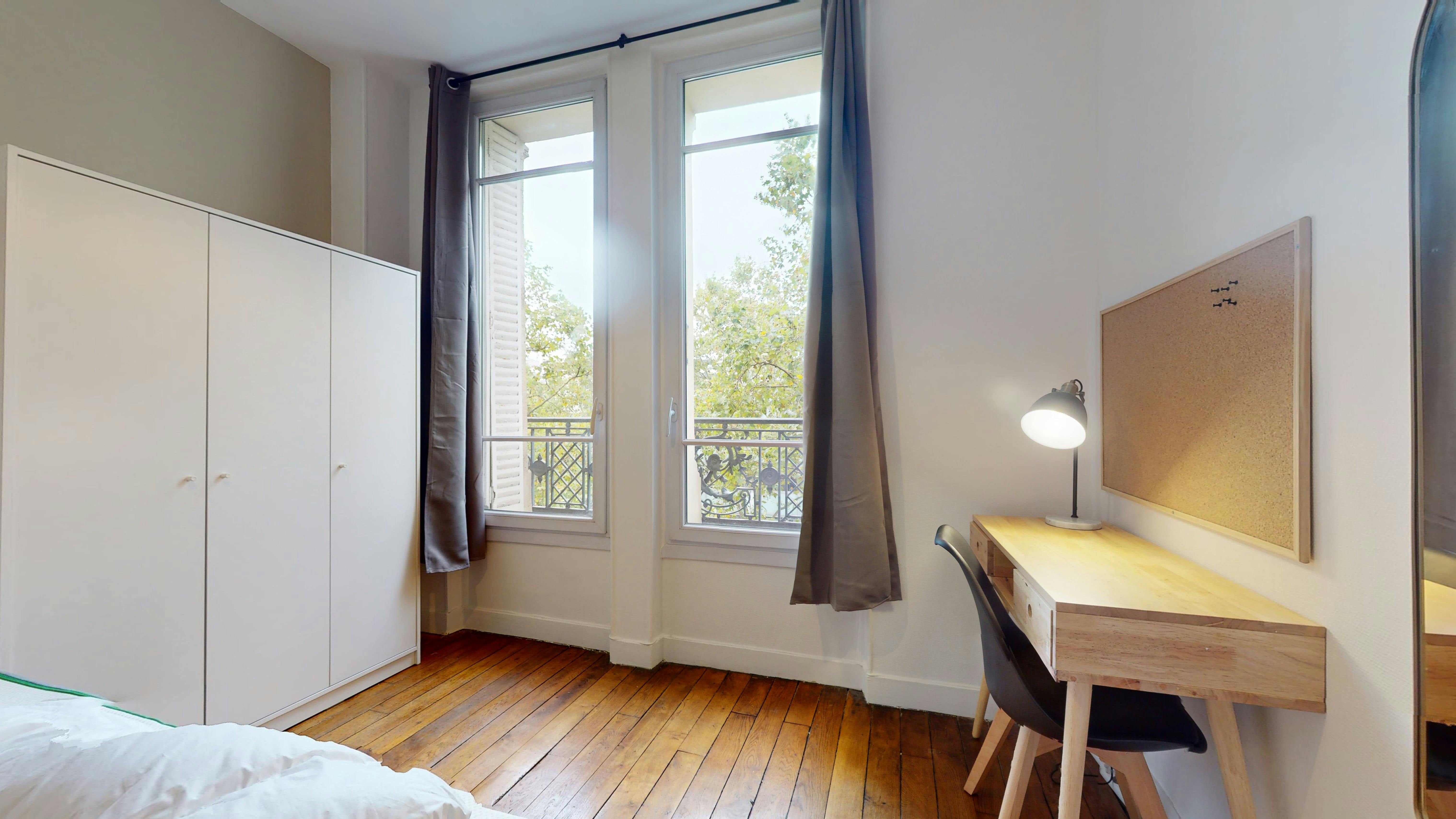 Single room Paris, 1 bed, 10m² — photo 4