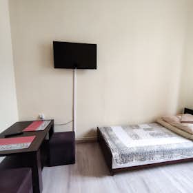Private room for rent for PLN 1,291 per month in Kraków, ulica Topolowa