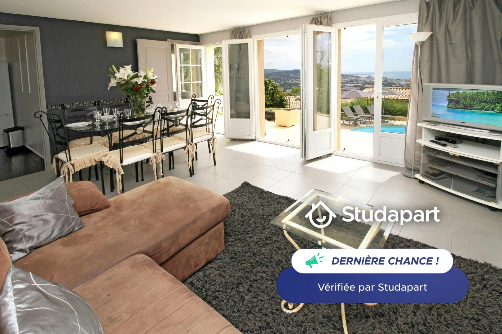 House for rent for €1,660 per month in Mandelieu-la-Napoule, Chemin des Grottes