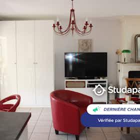 Приватна кімната за оренду для 390 EUR на місяць у La Riche, Rue de la Motte Chapon