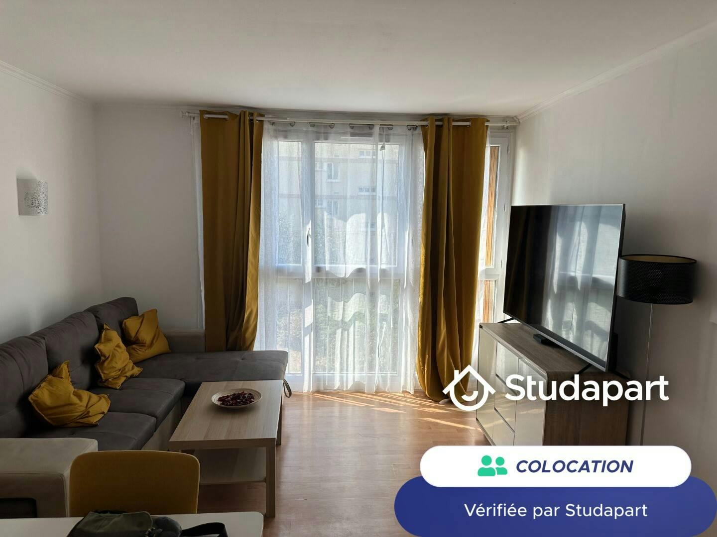 Private room for rent for €730 per month in Vitry-sur-Seine, Rue Eugène Derrien