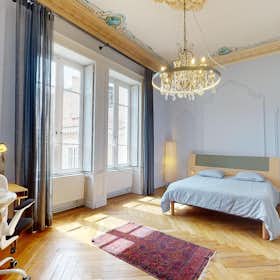 Private room for rent for €570 per month in Saint-Étienne, Rue Bourgneuf