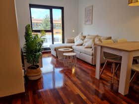 Apartament de închiriat pentru 2.048 EUR pe lună în Oviedo, Calle Fernando Alonso Díaz