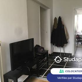 Private room for rent for €447 per month in Dijon, Boulevard de l'Université