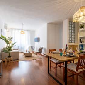 Квартира сдается в аренду за 980 € в месяц в Quartu Sant'Elena, Via Alfredo Panzini