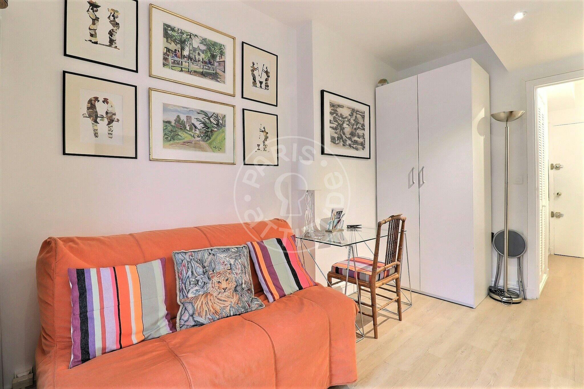 Apartment Paris — photo 17