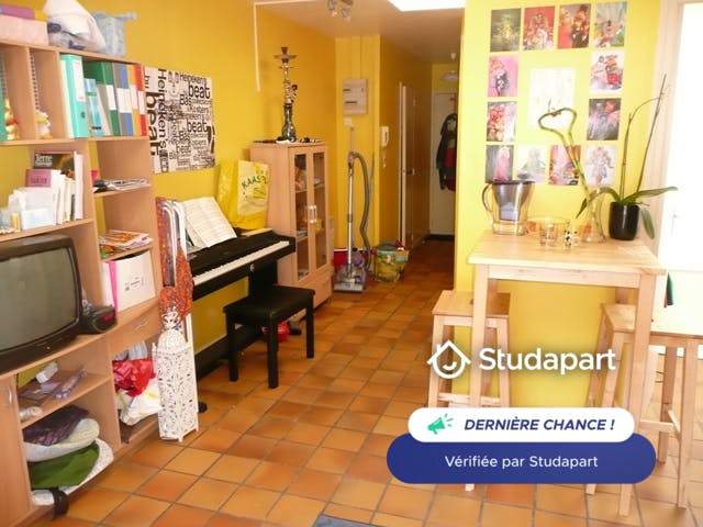 House for rent for €521 per month in Lille, Rue Francisco Ferrer