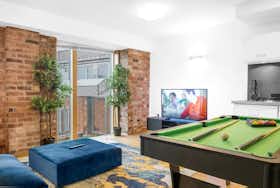 Appartamento in affitto a 3.000 £ al mese a Coventry, Electric Wharf
