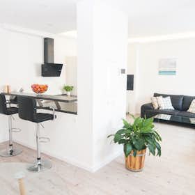 Apartment for rent for €1,599 per month in Dortmund, Hans-Litten-Straße
