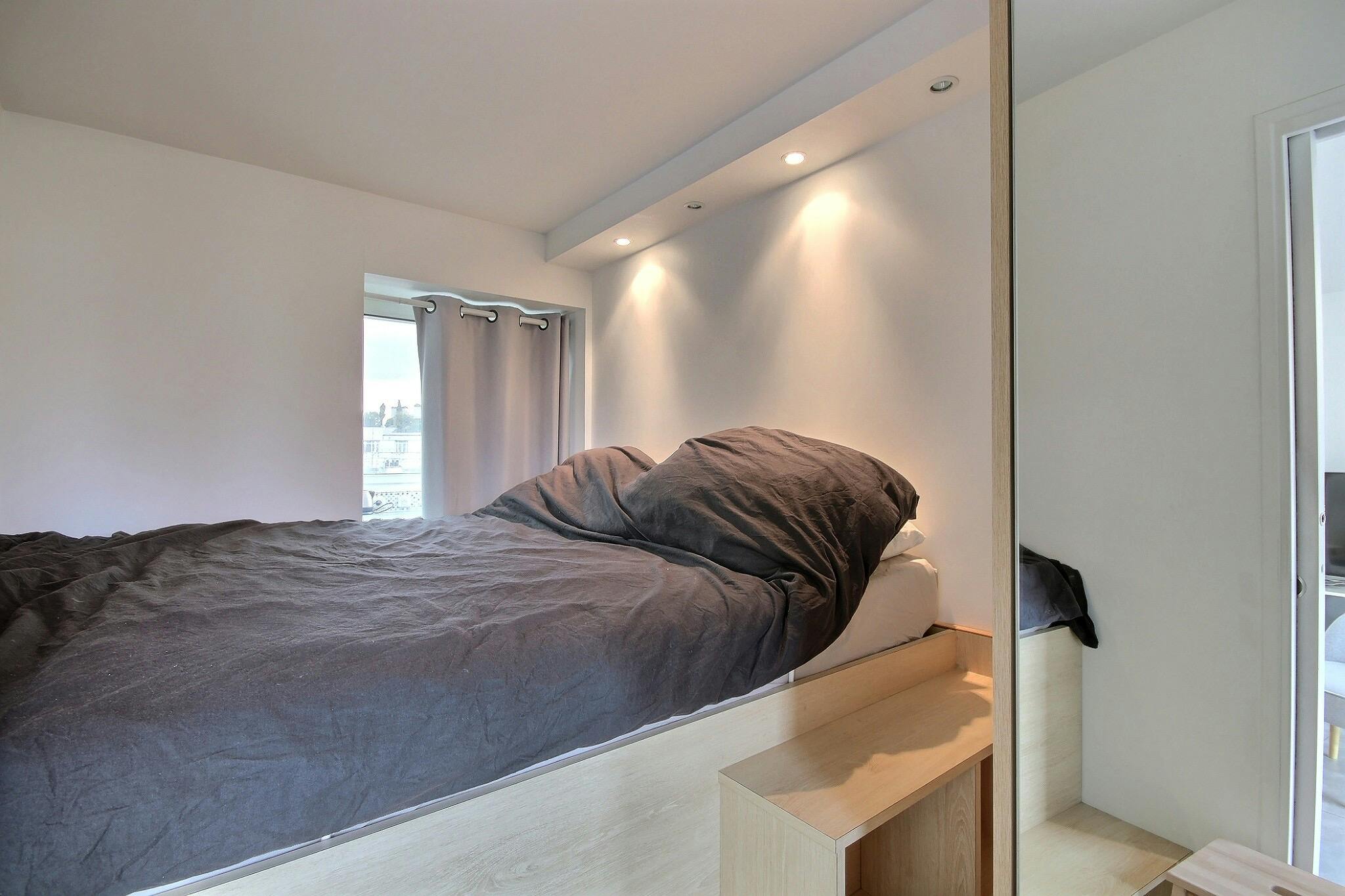 Rue de Courcelles, Paris preview