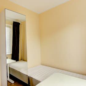 Private room for rent for €339 per month in Vilnius, Birželio 23-iosios gatvė