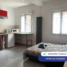 Apartamento para alugar por € 550 por mês em Le Havre, Rue Dauphine