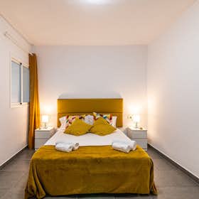 Wohnung zu mieten für 900 € pro Monat in Arico el Nuevo, Calle San Miguel