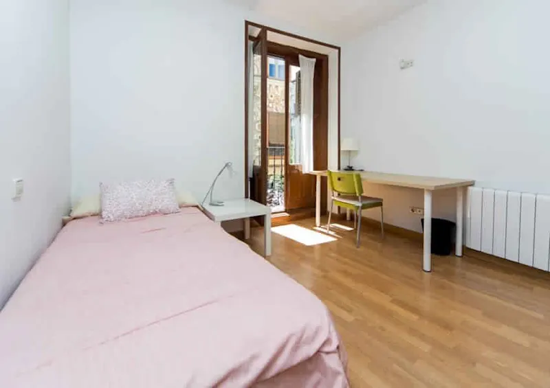 23 Embajadores Street, Madrid - in Madrid