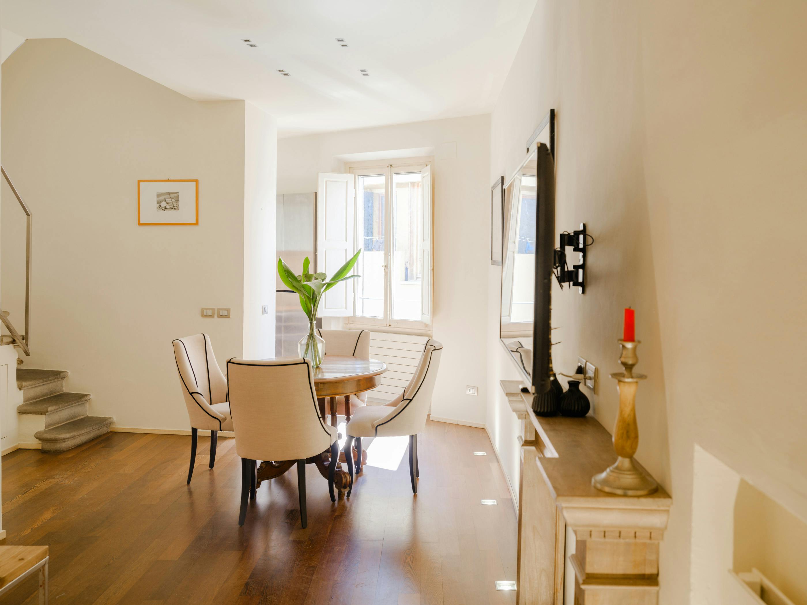 Apartment for rent for €2,500 per month in Florence, Via dei Vagellai