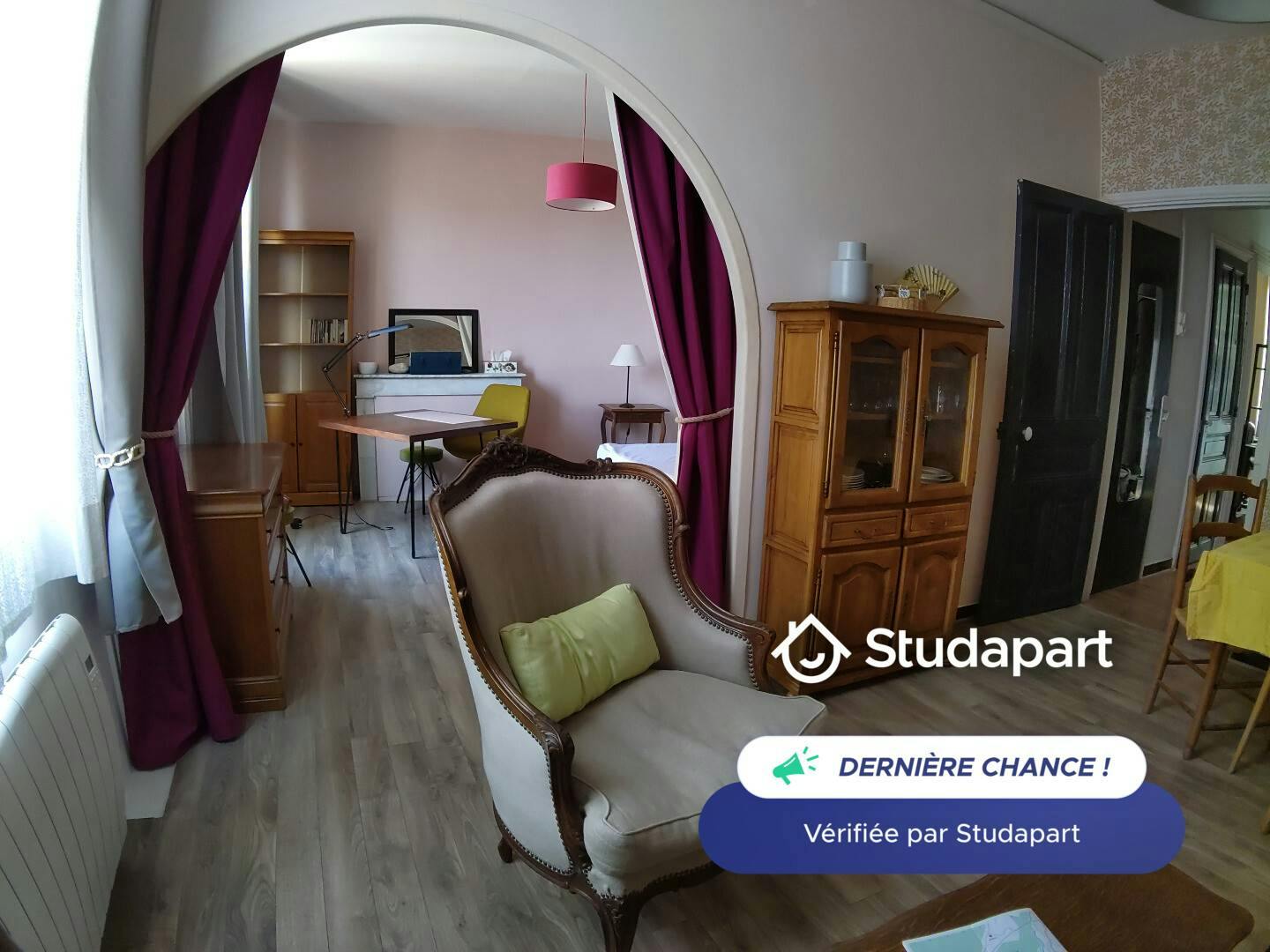 Wohnung zu mieten für 620 € pro Monat in Avignon, Rue Bon Pasteur