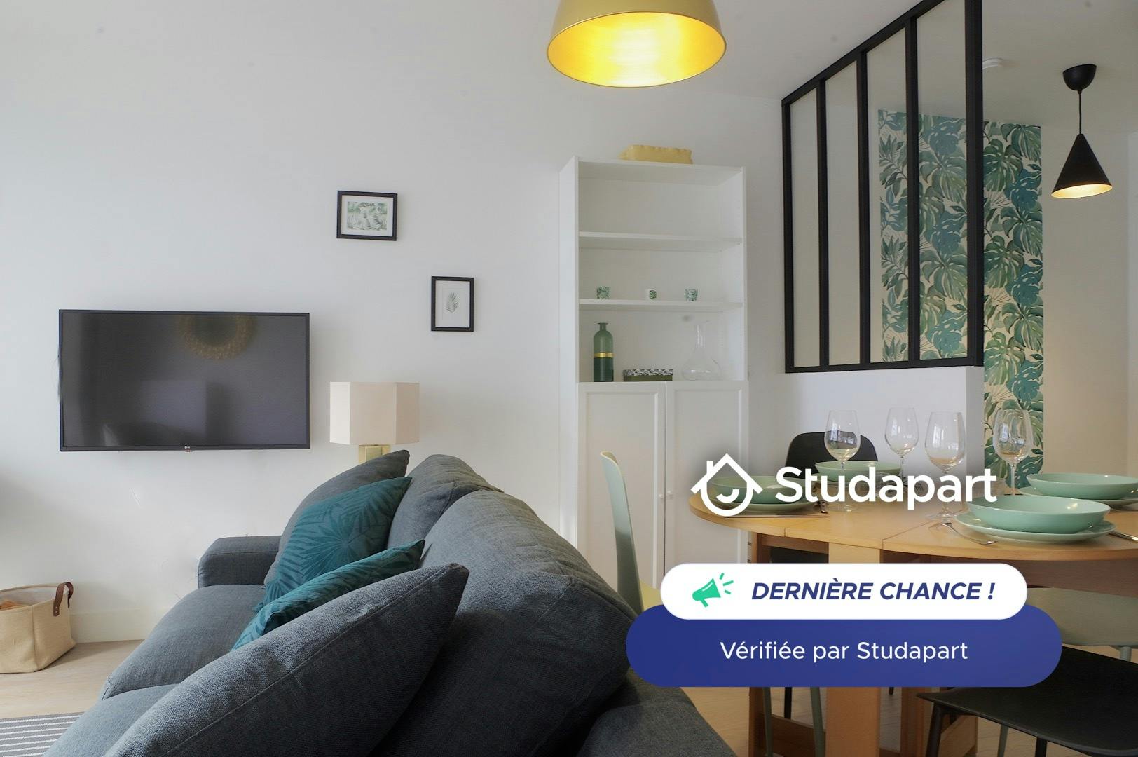 Apartment for rent for €1,500 per month in Bordeaux, Rue Georges Bonnac