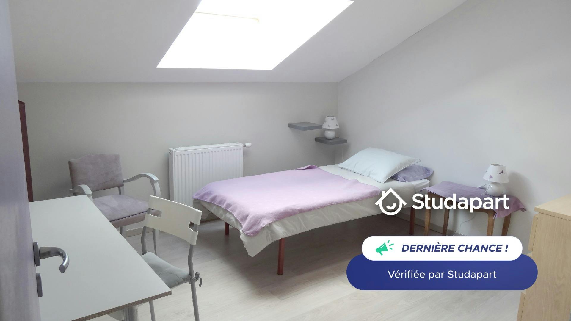 Chambre à Sainte-Foy-lès-Lyon