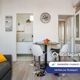 Apartament de închiriat pentru 570 EUR pe lună în Toulon, Boulevard Colonel Albert Grant