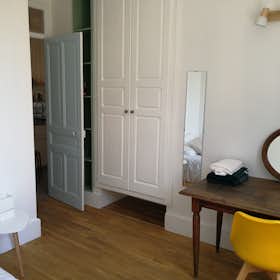 Private room for rent for €490 per month in Lyon, Cours Richard Vitton