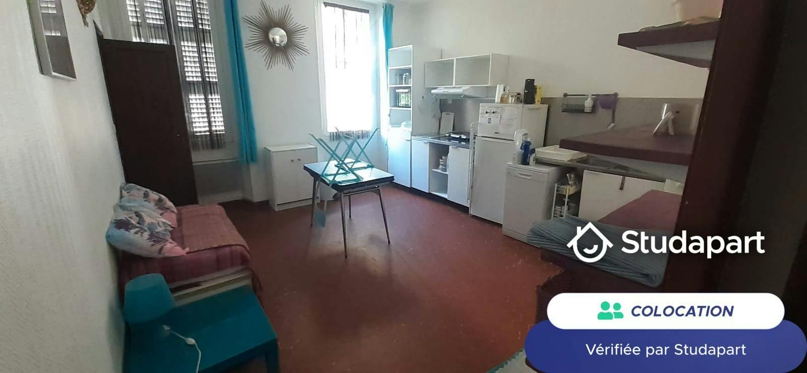 Voir la photo 1/5 du type room à Marseille