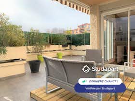 Apartament de închiriat pentru 920 EUR pe lună în Toulouse, Avenue Winston Churchill