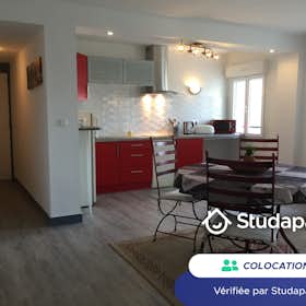 Privé kamer for rent for € 380 per month in Le Havre, Rue Dauphine