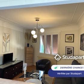 Apartament de închiriat pentru 600 EUR pe lună în Clermont-Ferrand, Rue du Docteur Nivet