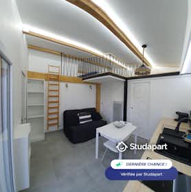 Appartement te huur voor € 290 per maand in Sèvremoine, Rue des Mésanges