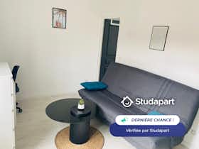 Apartament de închiriat pentru 495 EUR pe lună în Amiens, Rue Debaussaux