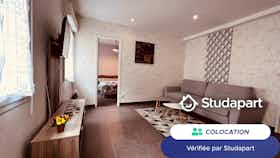 Отдельная комната сдается в аренду за 650 € в месяц в Le Havre, Rue Dauphine
