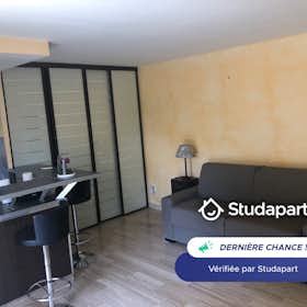 Apartment for rent for €780 per month in Nice, Avenue de la Lanterne