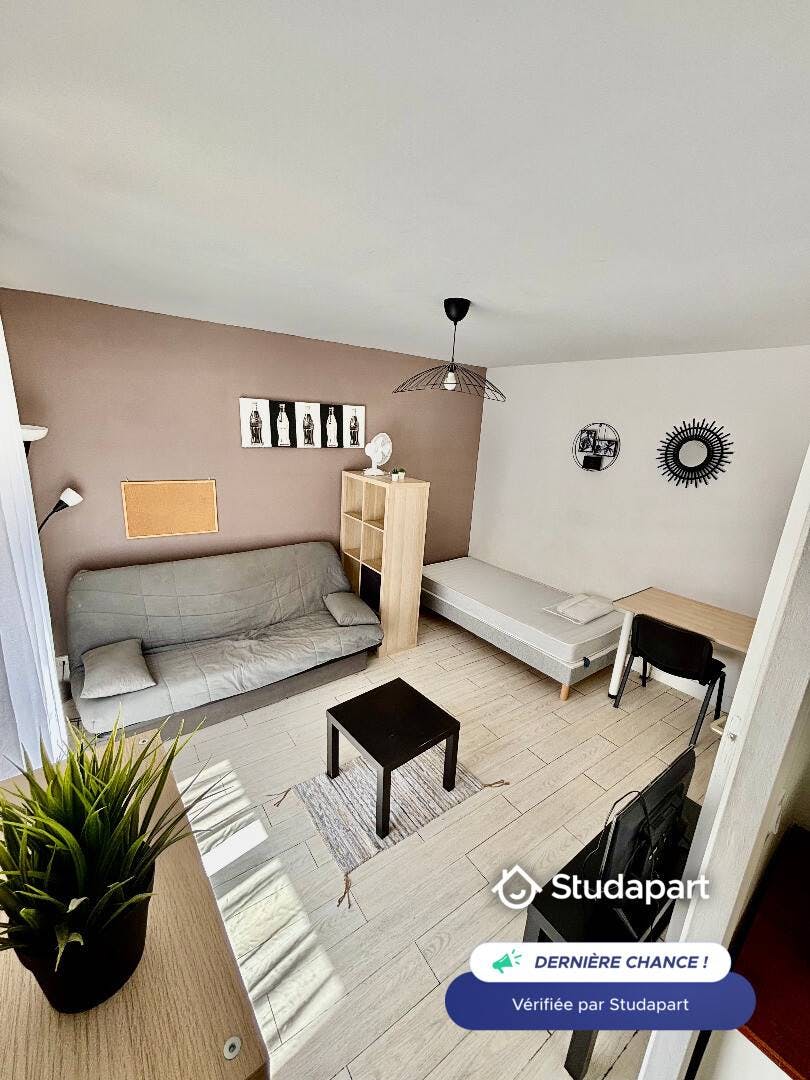 Wohnung zu mieten für 550 € pro Monat in Troyes, Rue du Général de Gaulle